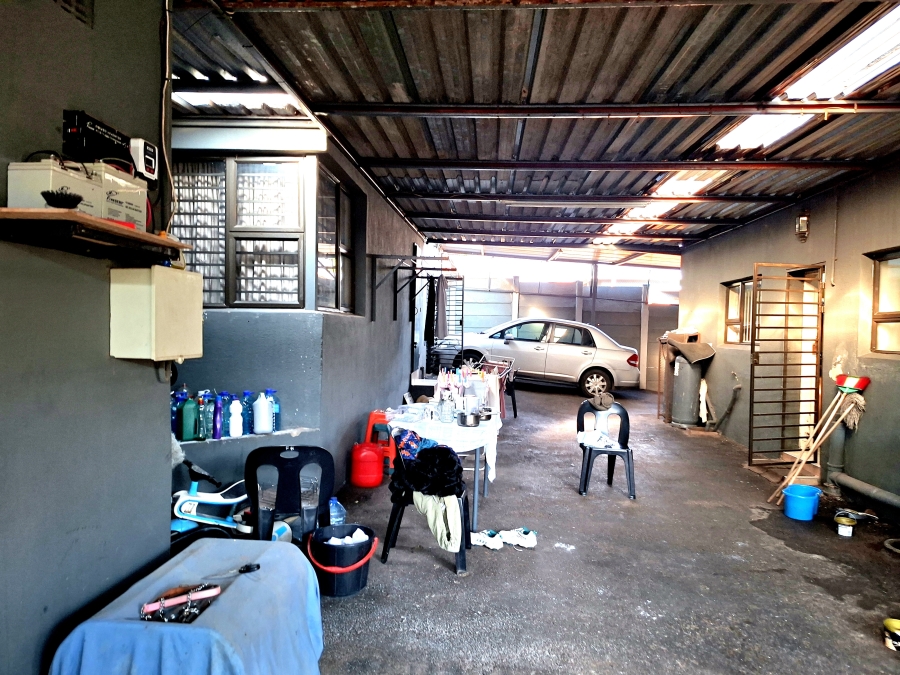 3 Bedroom Property for Sale in Crosby Gauteng