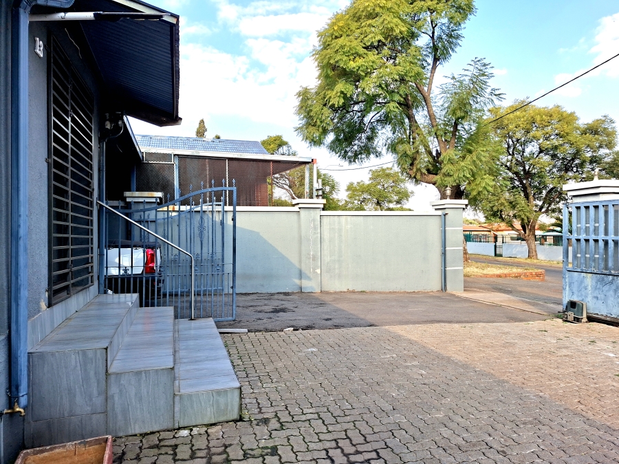 3 Bedroom Property for Sale in Crosby Gauteng