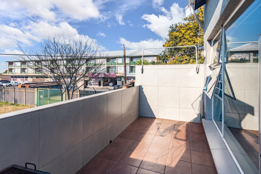 2 Bedroom Property for Sale in Horison Gauteng