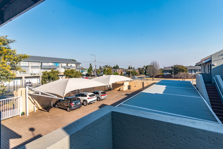 2 Bedroom Property for Sale in Horison Gauteng