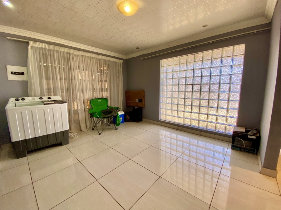 3 Bedroom Property for Sale in Lotus Gardens Gauteng