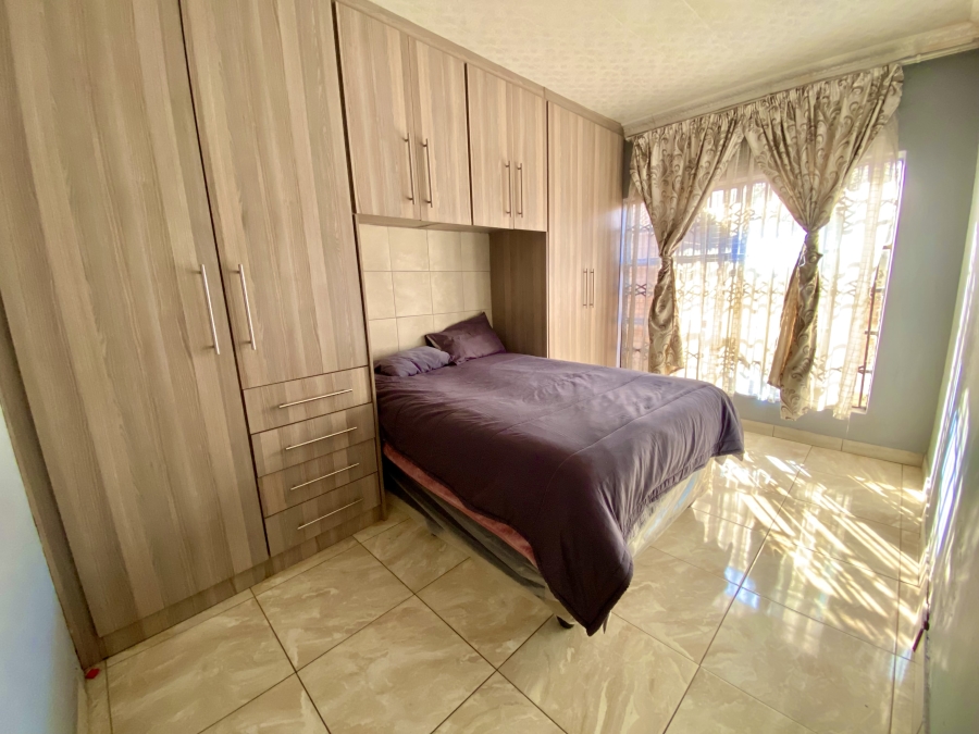 3 Bedroom Property for Sale in Lotus Gardens Gauteng