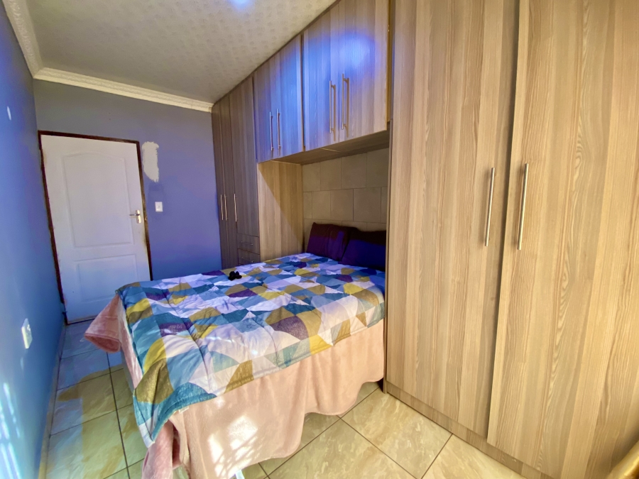3 Bedroom Property for Sale in Lotus Gardens Gauteng
