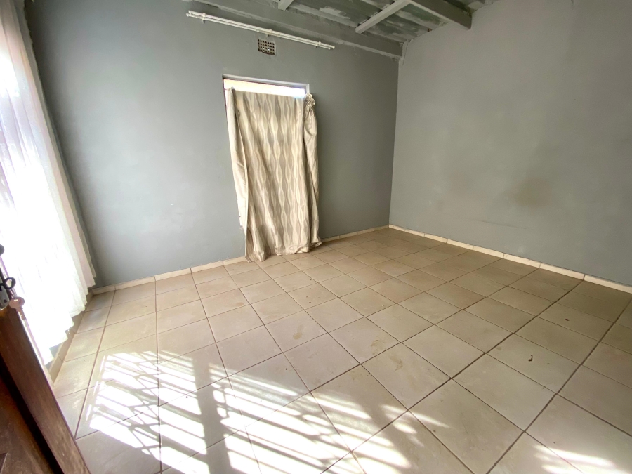 3 Bedroom Property for Sale in Lotus Gardens Gauteng