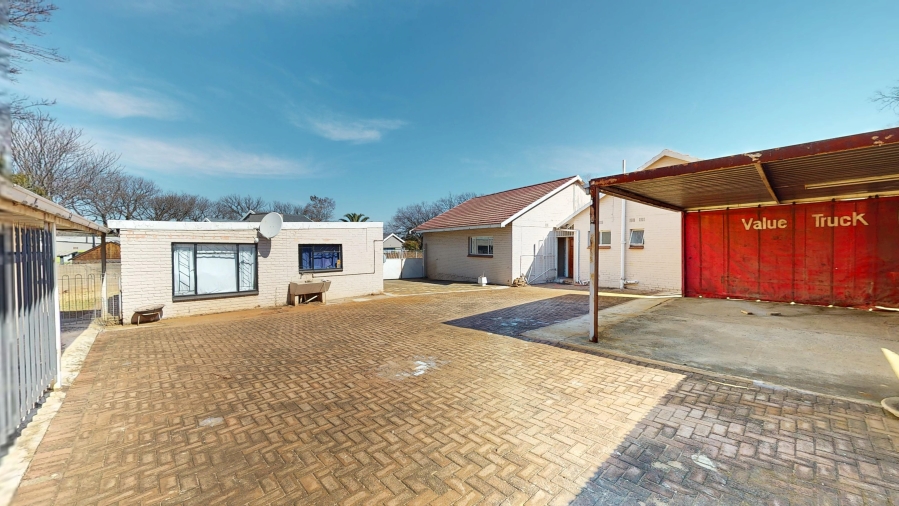 3 Bedroom Property for Sale in Parkdene Gauteng