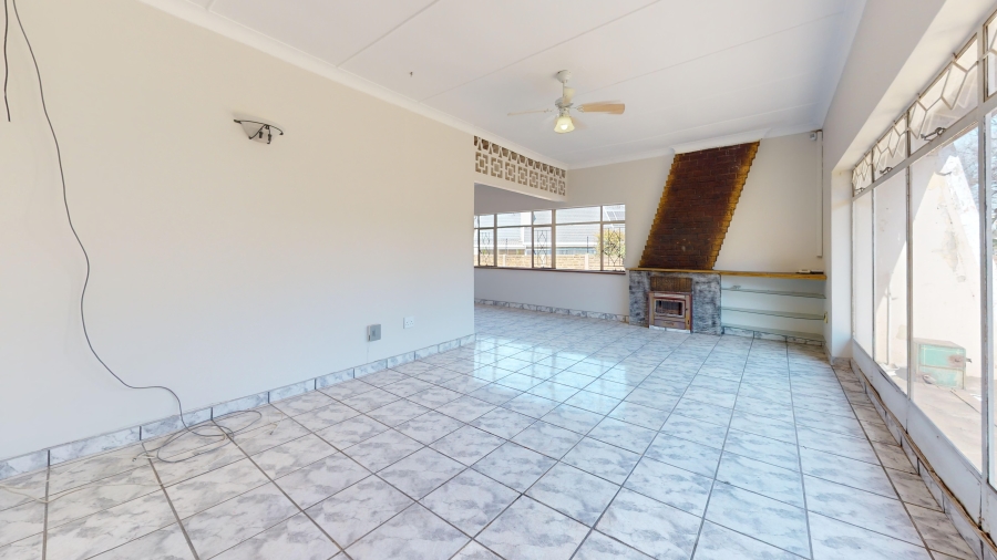 3 Bedroom Property for Sale in Parkdene Gauteng