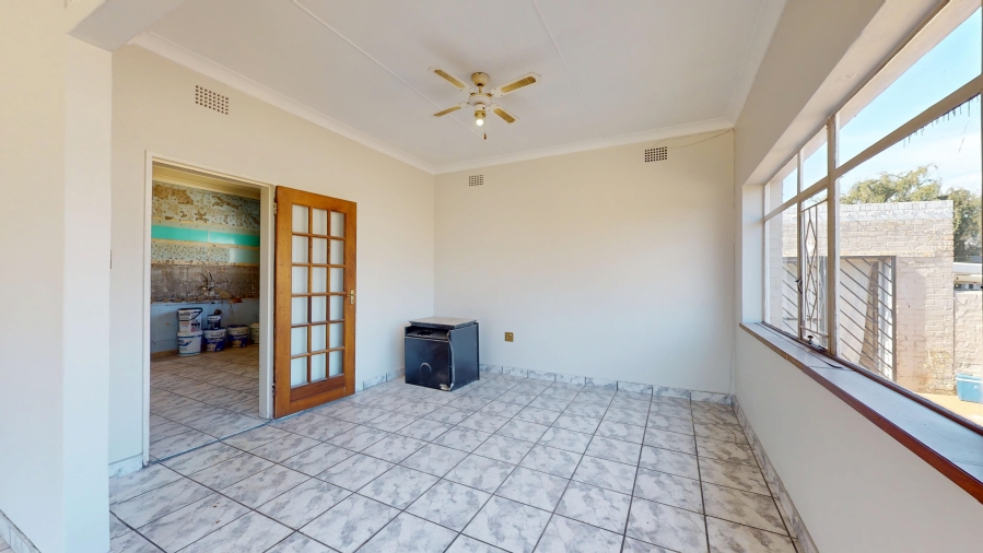 3 Bedroom Property for Sale in Parkdene Gauteng