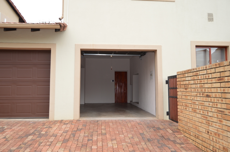 To Let 3 Bedroom Property for Rent in Willowbrook Gauteng