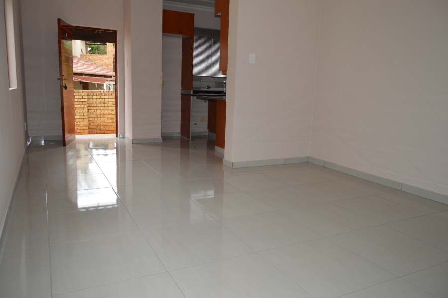To Let 3 Bedroom Property for Rent in Willowbrook Gauteng