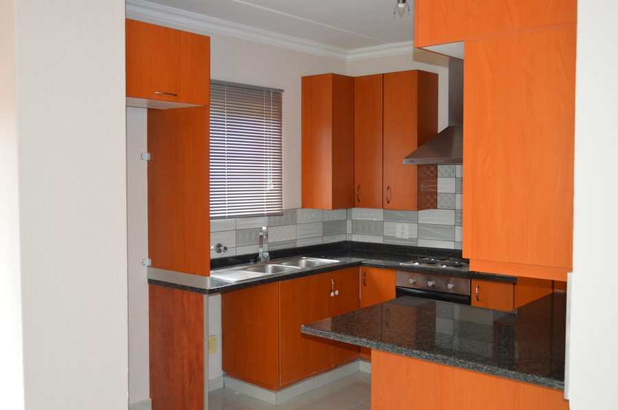 To Let 3 Bedroom Property for Rent in Willowbrook Gauteng
