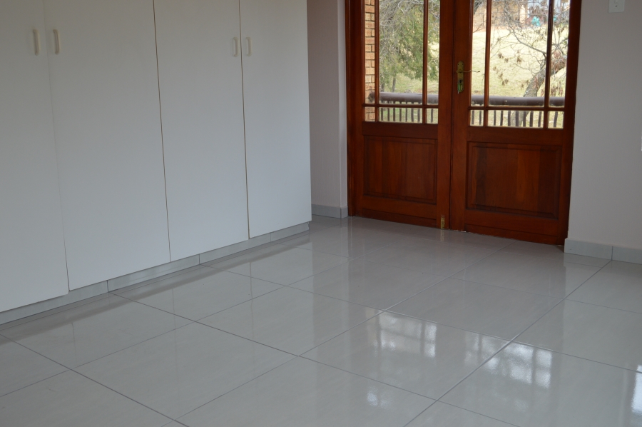 To Let 3 Bedroom Property for Rent in Willowbrook Gauteng