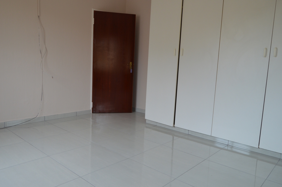 To Let 3 Bedroom Property for Rent in Willowbrook Gauteng