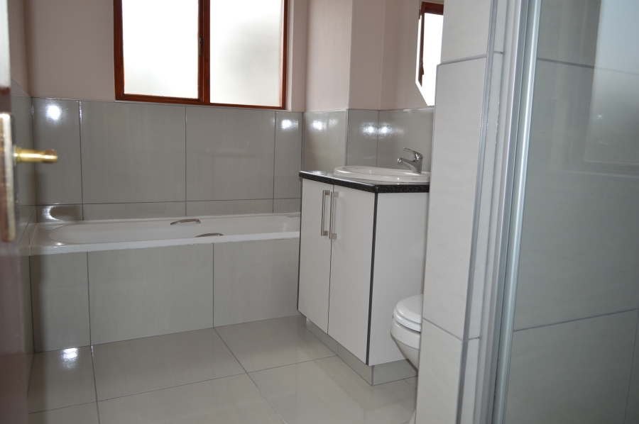 To Let 3 Bedroom Property for Rent in Willowbrook Gauteng