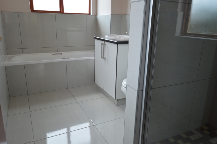 To Let 3 Bedroom Property for Rent in Willowbrook Gauteng