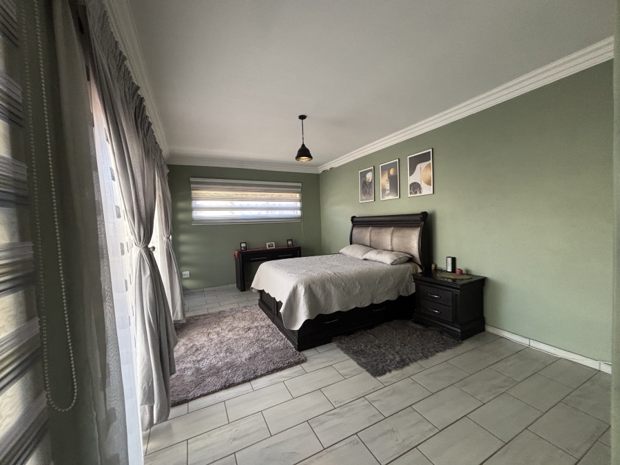 4 Bedroom Property for Sale in Cultura Park Gauteng