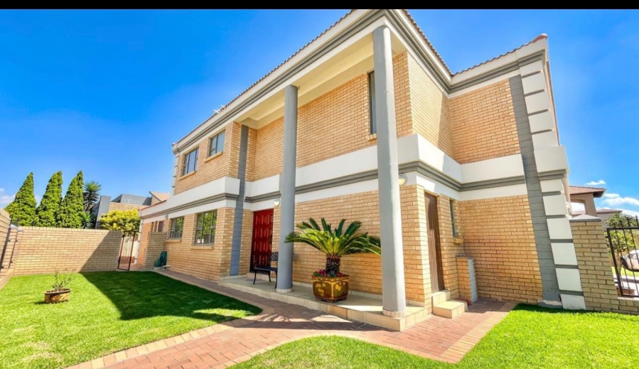 4 Bedroom Property for Sale in Meyersdal Gauteng