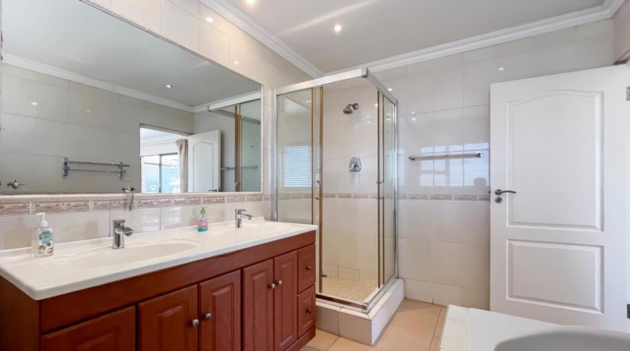 4 Bedroom Property for Sale in Meyersdal Gauteng