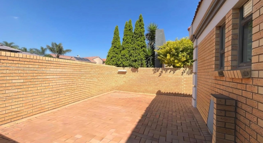 4 Bedroom Property for Sale in Meyersdal Gauteng