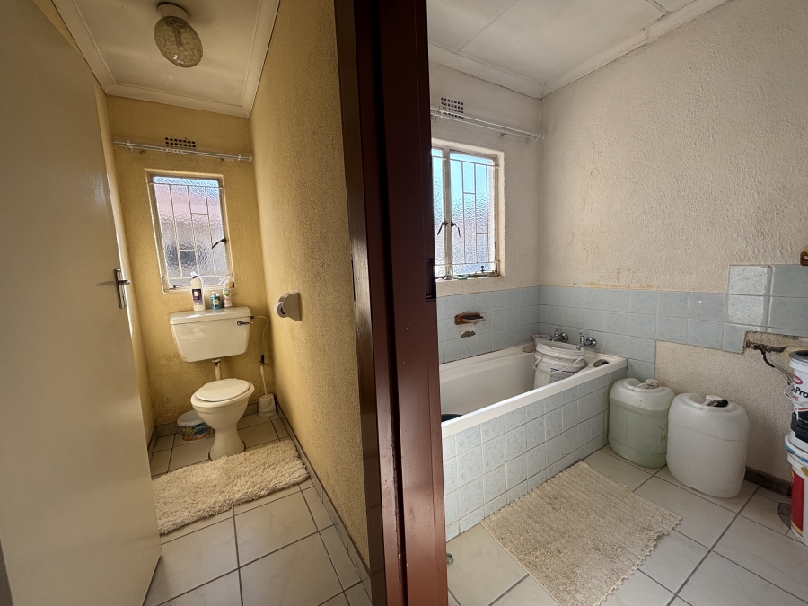 3 Bedroom Property for Sale in Vosloorus Gauteng
