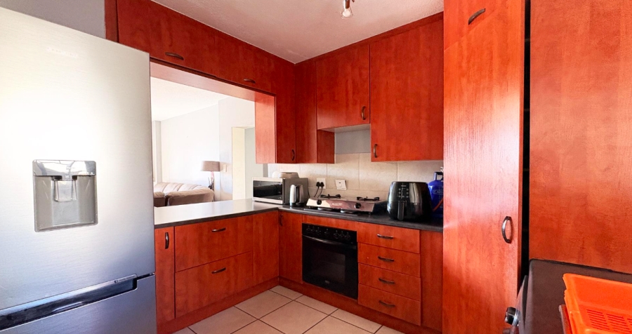 2 Bedroom Property for Sale in Norton Home Estate AH Gauteng