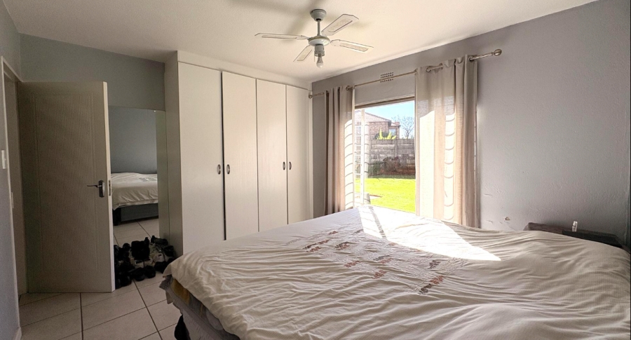 2 Bedroom Property for Sale in Norton Home Estate AH Gauteng
