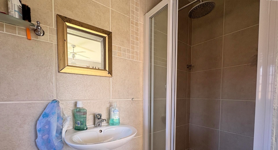 2 Bedroom Property for Sale in Norton Home Estate AH Gauteng