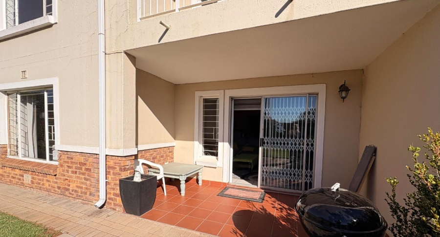 2 Bedroom Property for Sale in Norton Home Estate AH Gauteng