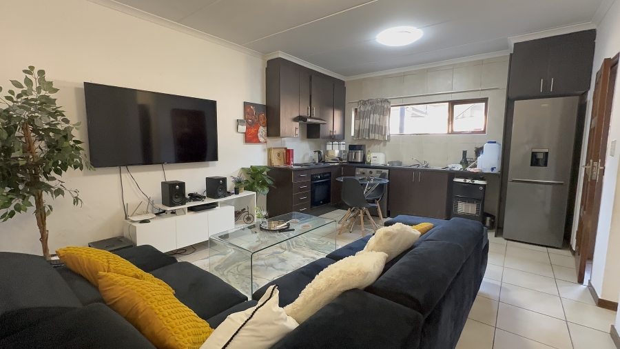 2 Bedroom Property for Sale in Helderwyk Gauteng