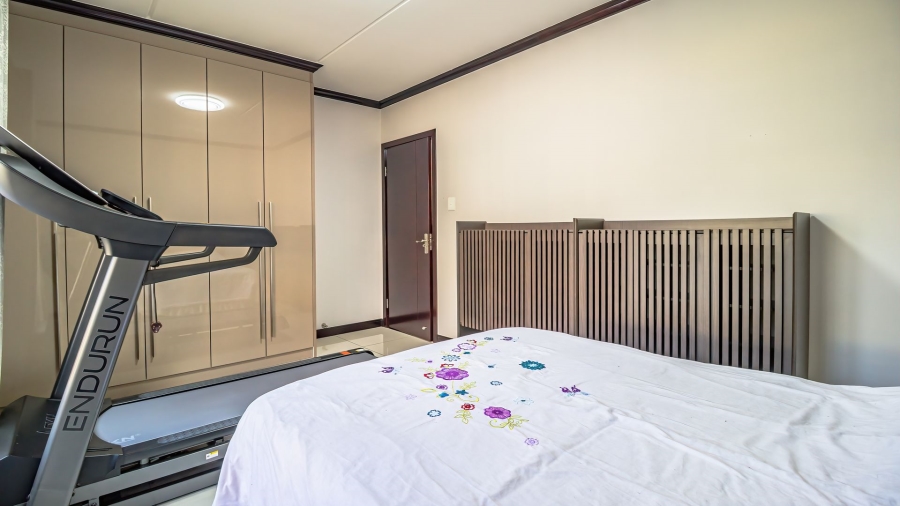 To Let 3 Bedroom Property for Rent in Broadacres Gauteng