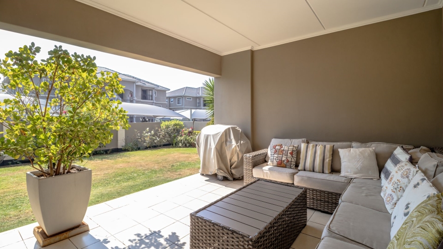 To Let 3 Bedroom Property for Rent in Broadacres Gauteng