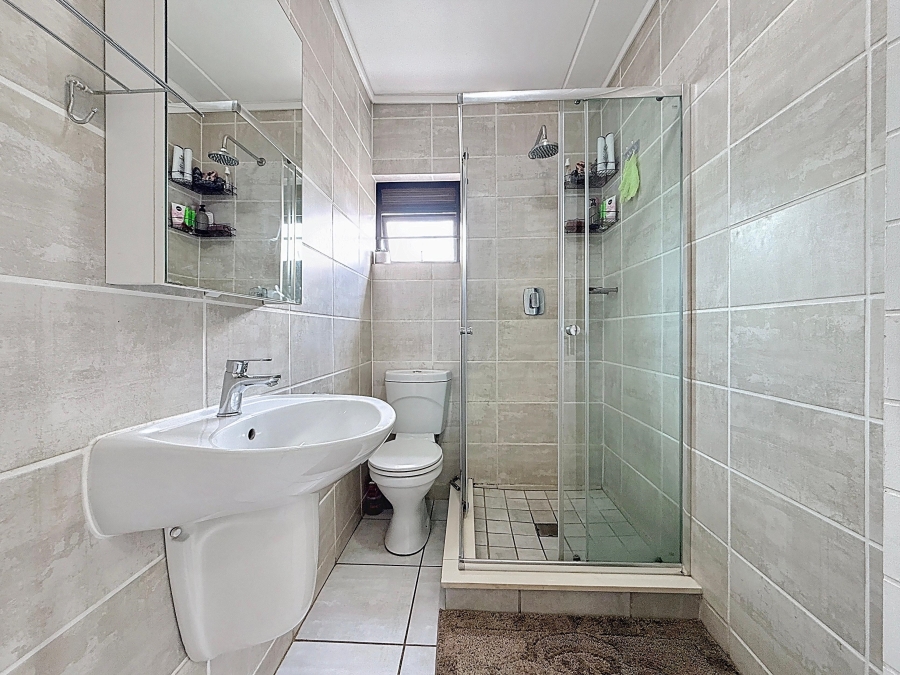 To Let 3 Bedroom Property for Rent in Greencreek Lifestyle Estate Gauteng