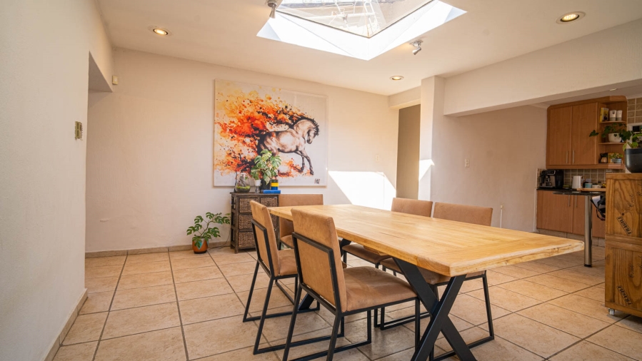 To Let 4 Bedroom Property for Rent in Fourways Gardens Gauteng