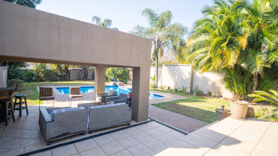 To Let 4 Bedroom Property for Rent in Fourways Gardens Gauteng