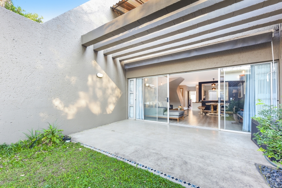 2 Bedroom Property for Sale in Craighall Park Gauteng