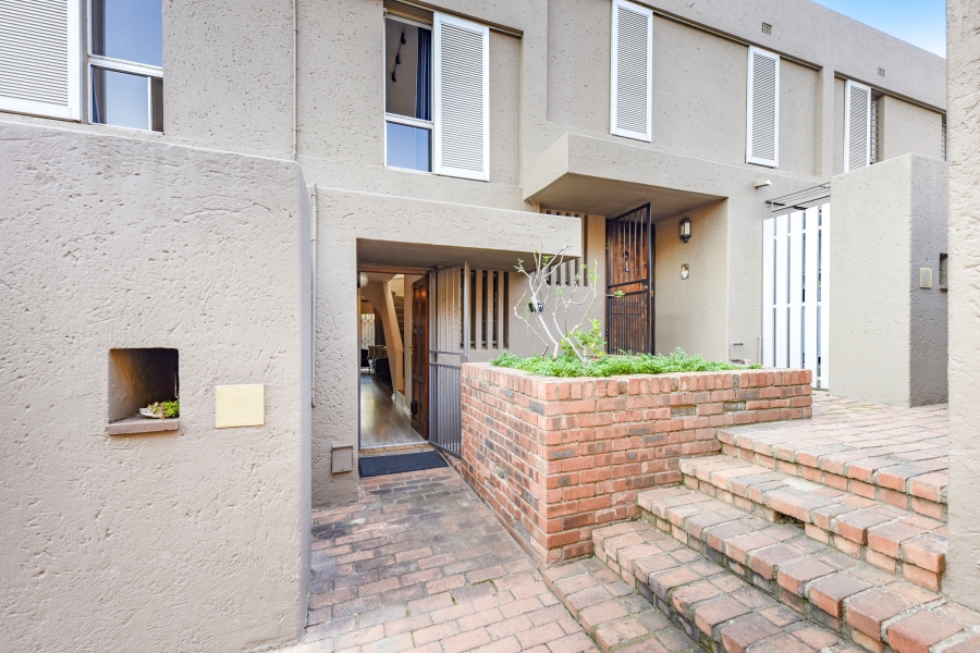 2 Bedroom Property for Sale in Craighall Park Gauteng