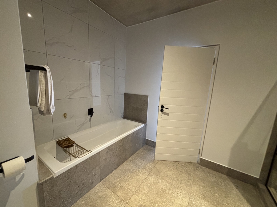 2 Bedroom Property for Sale in Hyde Park Gauteng