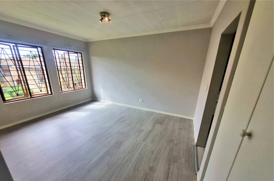To Let 3 Bedroom Property for Rent in Paulshof Gauteng