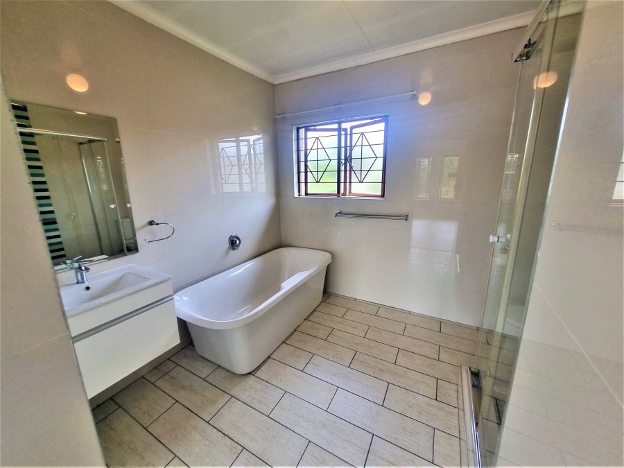 To Let 3 Bedroom Property for Rent in Paulshof Gauteng