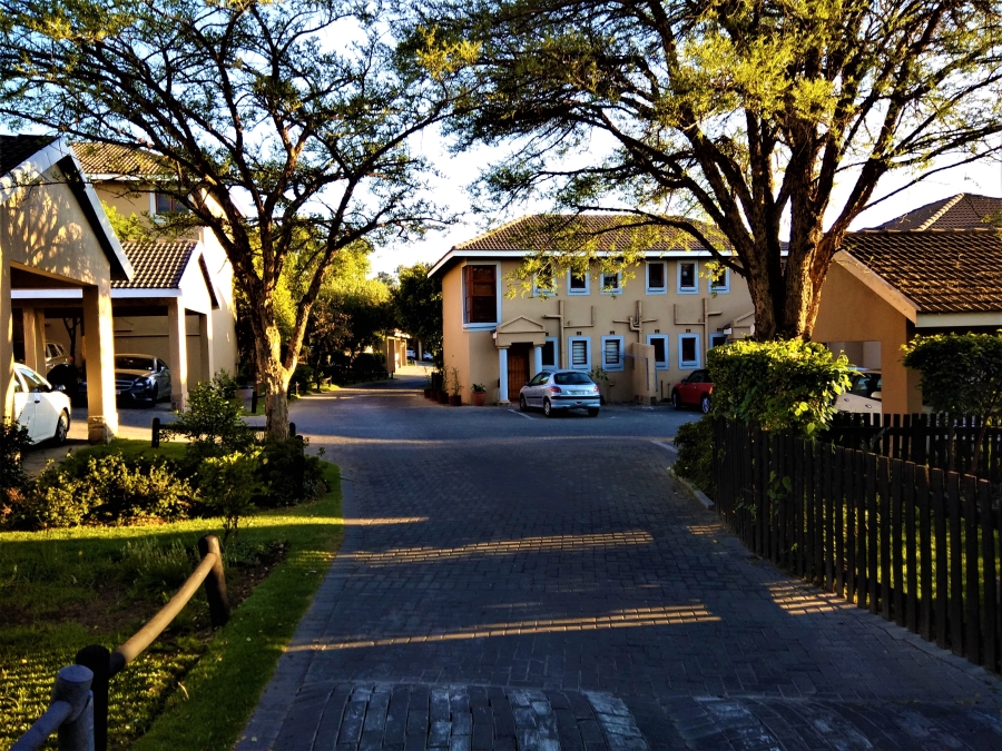 To Let 3 Bedroom Property for Rent in Paulshof Gauteng