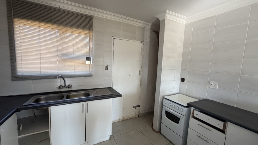 2 Bedroom Property for Sale in Benoni AH Gauteng