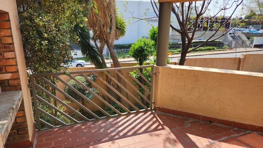 2 Bedroom Property for Sale in Morningside Gauteng