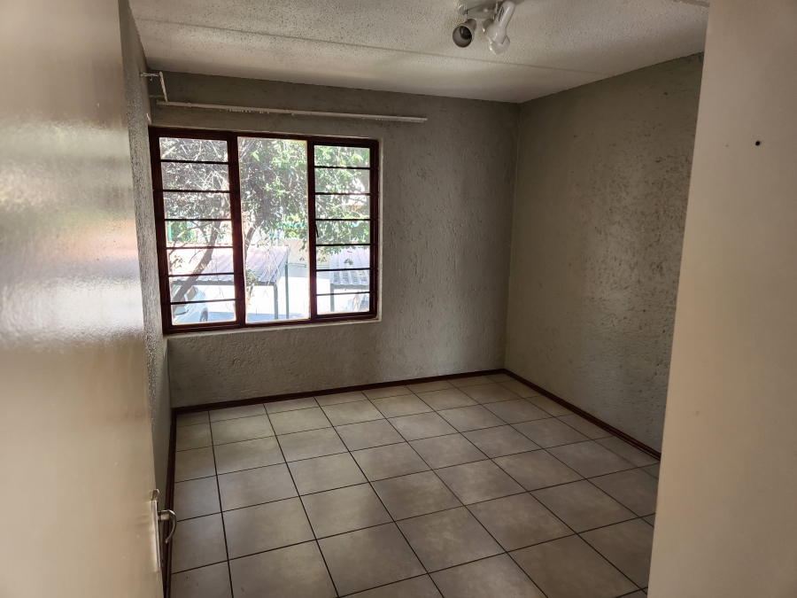 2 Bedroom Property for Sale in Morningside Gauteng