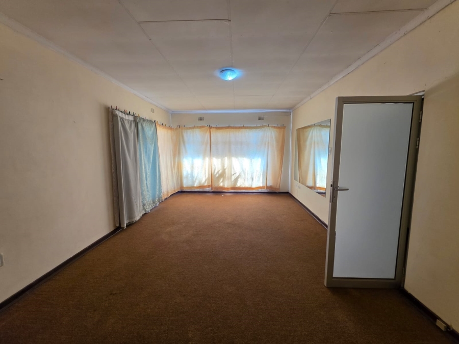 3 Bedroom Property for Sale in Flora Gardens Gauteng