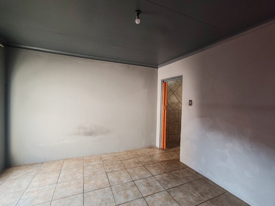 1 Bedroom Property for Sale in Brakpan Central Gauteng