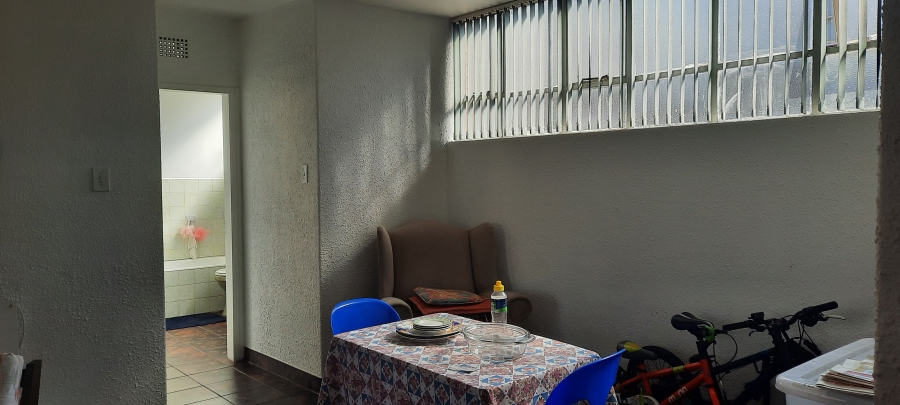 1 Bedroom Property for Sale in Casseldale Gauteng