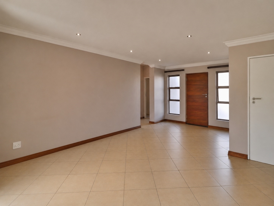 3 Bedroom Property for Sale in Rietvlei Heights Country Estate Gauteng