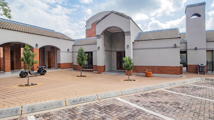 To Let 3 Bedroom Property for Rent in Rietvlei Heights Country Estate Gauteng