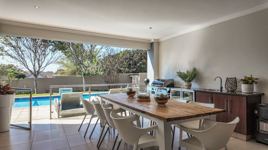 To Let 5 Bedroom Property for Rent in Silverwoods Country Estate Gauteng