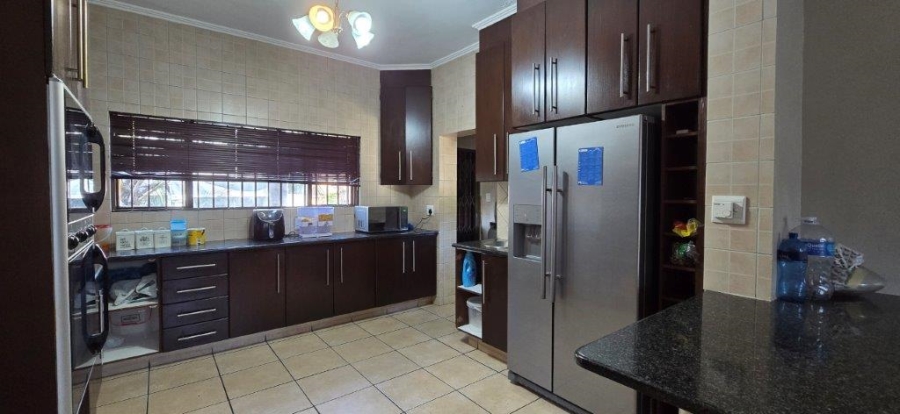 4 Bedroom Property for Sale in Amberfield Gauteng