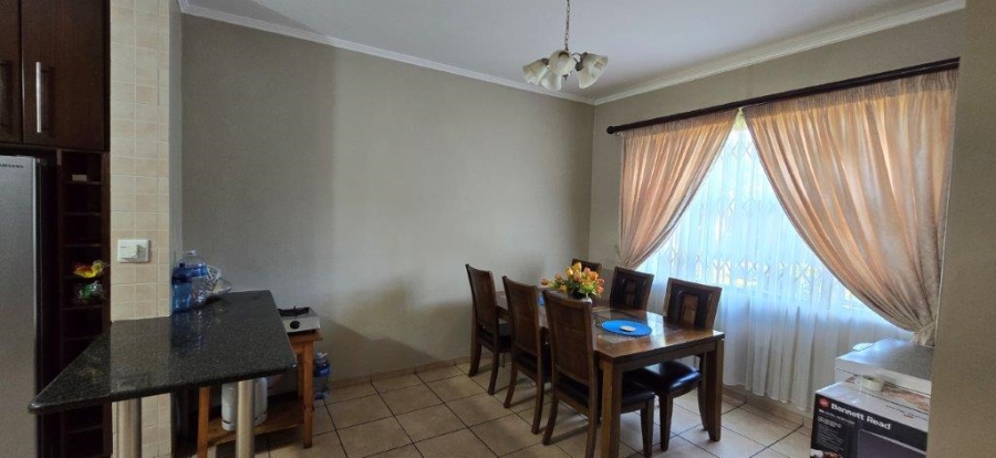 4 Bedroom Property for Sale in Amberfield Gauteng